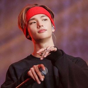 Meet your Posher, Mae